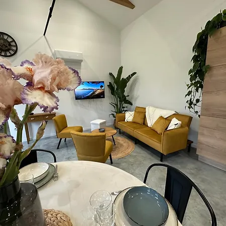 Holiday home Maison De Gondrin