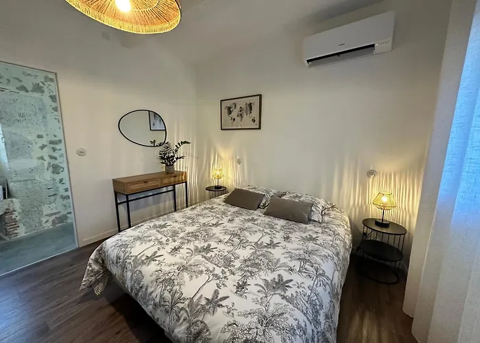 Maison De 度假居 *